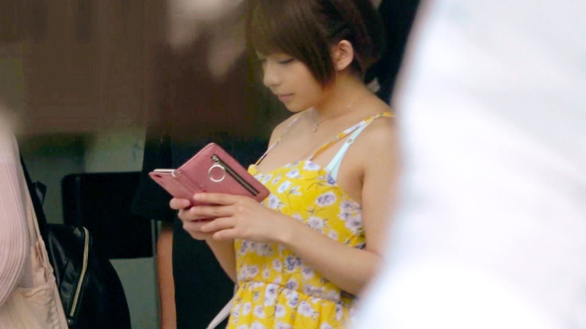 【箱根の仲居さん】22歳りかちゃんの裏の顔…清楚な皮を被ったド変態娘が豪華男優陣に悶絶！