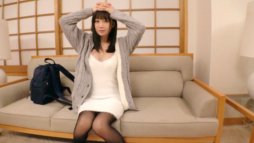 清楚系24歳の裏の顔…AVのSEXに依存した【変態美少女】が「待ち遠しい汁」で下着を濡らして、止まらない潮吹き乱舞。