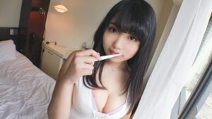 【現役メイドの初撮り】22歳みう、恥じらいの激鳴りパンパン体験。超美声×肉厚わがままボディ。