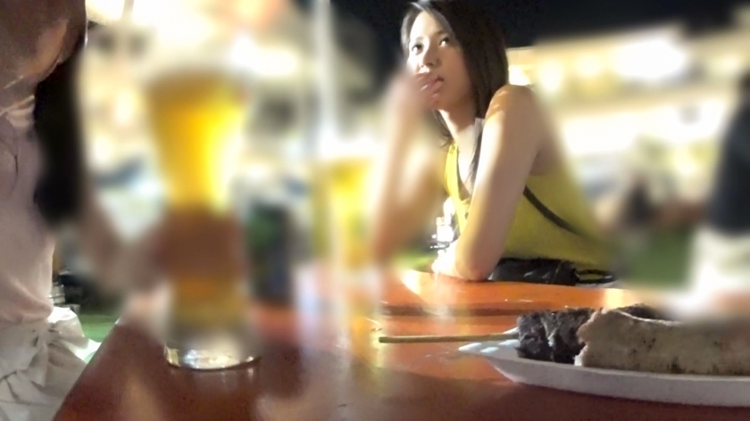 泥酔ナンパから4人乱交！？ビールフェスのセクシー美女を後輩とハメ倒した狂乱の夜