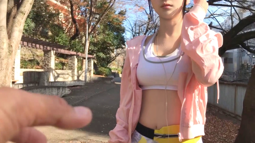 美容部員リナがスポーツ女子に！パツパツすぎるエロウェアからのガチ本番