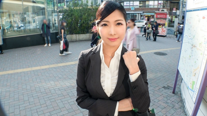 19歳・携帯ショップ店員ゆか「マジ軟派」で初撮影…あどけない素顔の裏側。