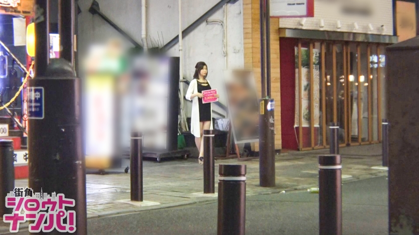滲み出るエロ気！ミラクル美巨乳を揺らしながら「イキ顔大好き」と激しく求める肉食店員と絶頂密会