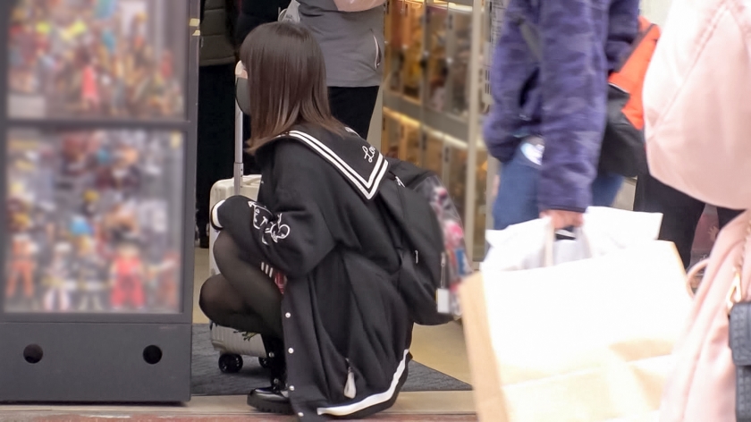 【アキバ神回】無口な黒系ヲタ女子サチコ(20)をフィギュアで釣ったら…中身は宮崎産の爆乳個性派！マスクの下の素顔と肉厚巨乳をホテルで独占解禁