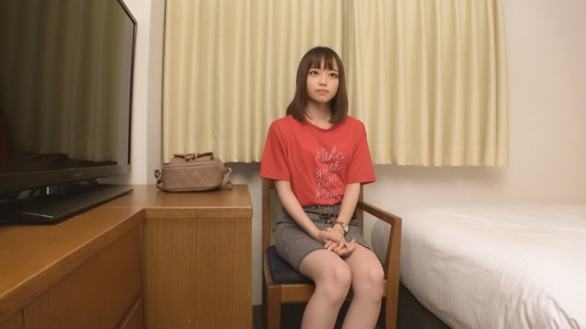 21歳女子大生・愛菜、人生初のAV体験。透明感120％の美肌が真っ赤に染まるまで何度も何度も…