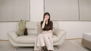 ステーキ屋の24歳肉食女子が乱入！極上ベロ出しキスから始まる「完食」までのオーバーヒート中出し記録
