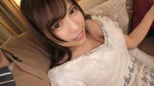 釣り鐘型バストが揺れる！23歳店員あみのネット応募AV体験…薄紅色の肌に染まる狂乱絶頂
