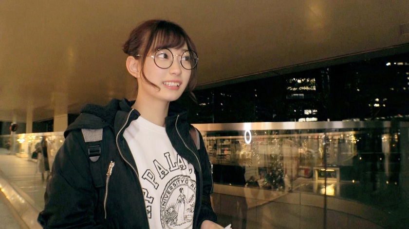 「AVのSEXにハマりました」21歳・絶対的美少女パティシエの異常な性欲。天才的な腰使いで昇天させる120分